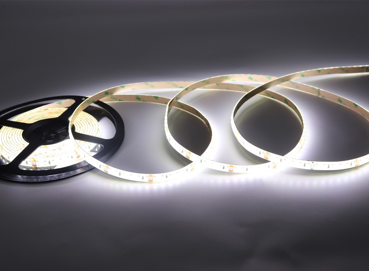 5050型號led燈帶廠家 led無導(dǎo)線燈帶 綠色環(huán)保節(jié)能